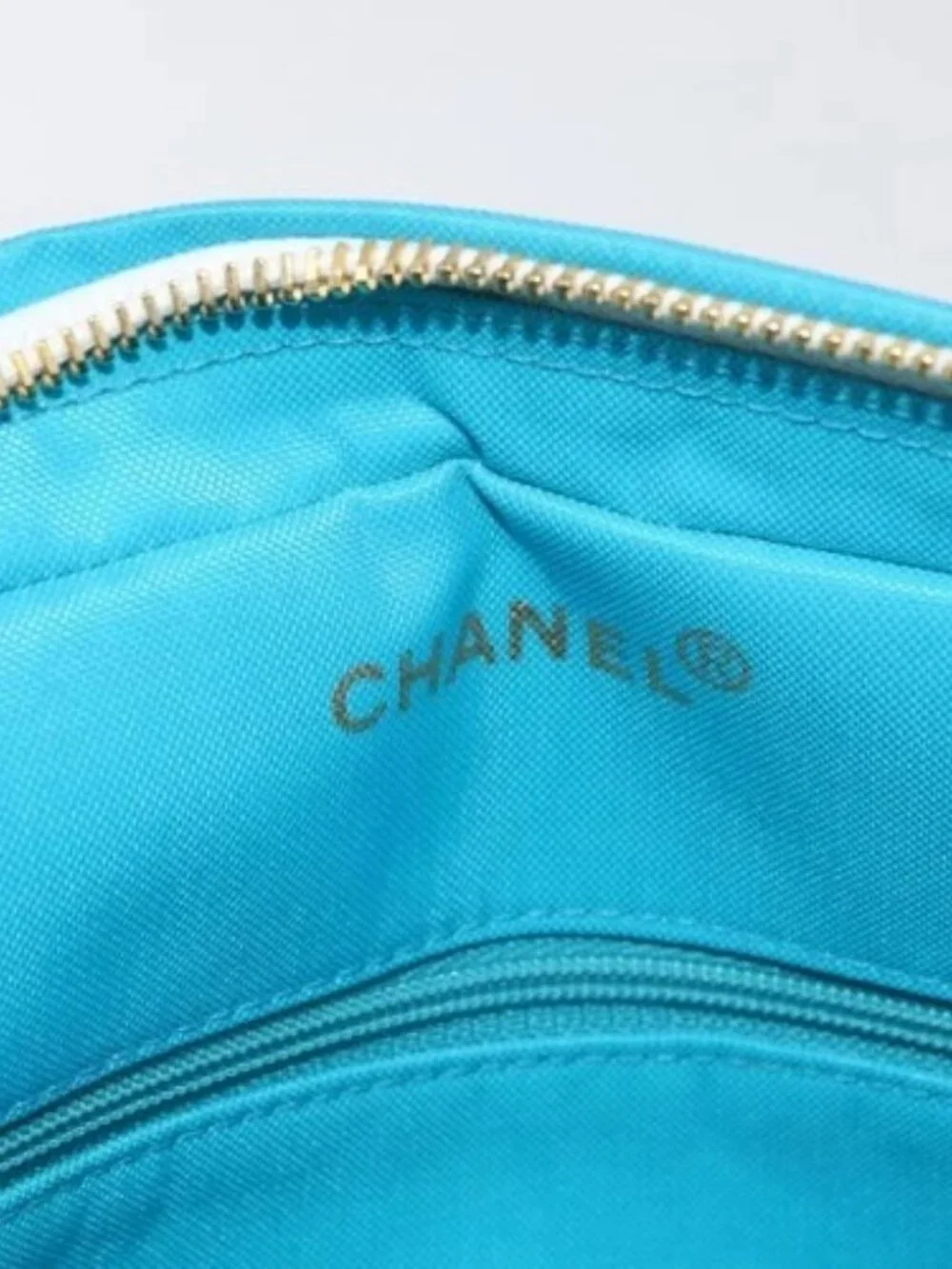 CHANEL Matelasse Chain Shoulder Bag Nylon Blue Gold CC Auth 181801SV
